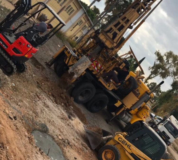 בחירת שיטת הקידוח משפיעה ישירות על המשך הביצוע באתר.